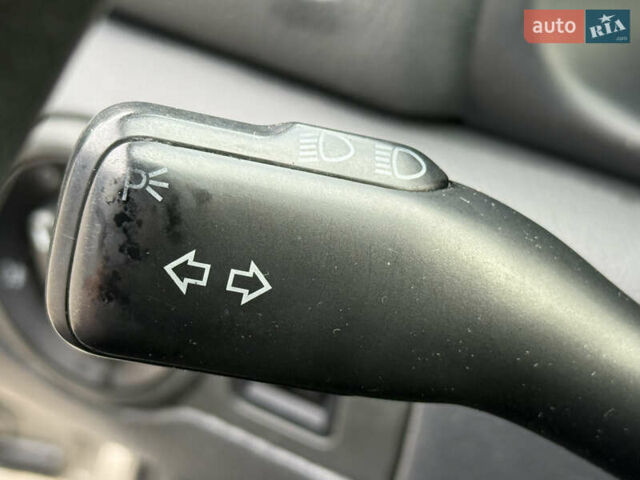 Бежевый Шкода Октавия, объемом двигателя 1.6 л и пробегом 237 тыс. км за 6750 $, фото 40 на Automoto.ua