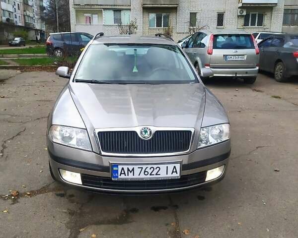 Бежевый Шкода Октавия, объемом двигателя 1.6 л и пробегом 198 тыс. км за 6777 $, фото 5 на Automoto.ua