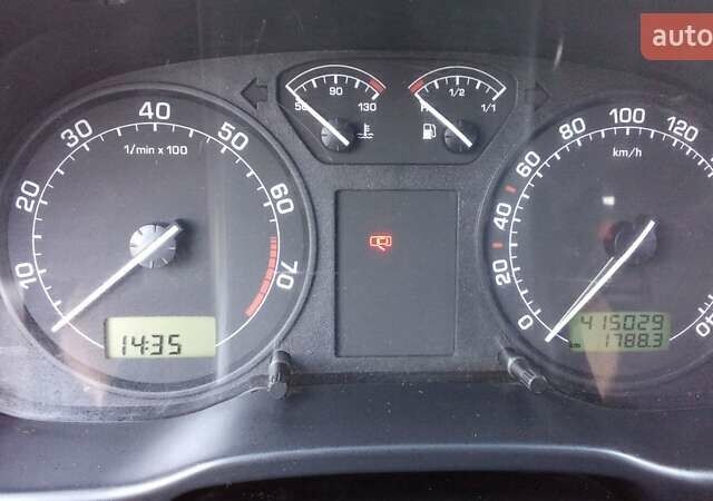 Бежевый Шкода Октавия, объемом двигателя 1.78 л и пробегом 415 тыс. км за 4250 $, фото 2 на Automoto.ua
