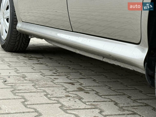 Бежевый Шкода Октавия, объемом двигателя 1.6 л и пробегом 237 тыс. км за 6750 $, фото 17 на Automoto.ua