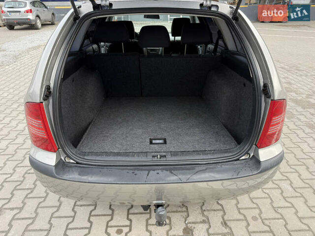 Бежевый Шкода Октавия, объемом двигателя 1.6 л и пробегом 237 тыс. км за 6750 $, фото 28 на Automoto.ua