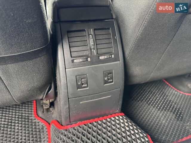 Бежевий Шкода Октавія, об'ємом двигуна 2 л та пробігом 290 тис. км за 6600 $, фото 30 на Automoto.ua