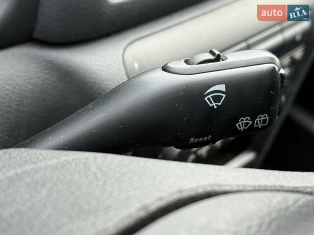 Бежевый Шкода Октавия, объемом двигателя 1.6 л и пробегом 237 тыс. км за 6750 $, фото 39 на Automoto.ua