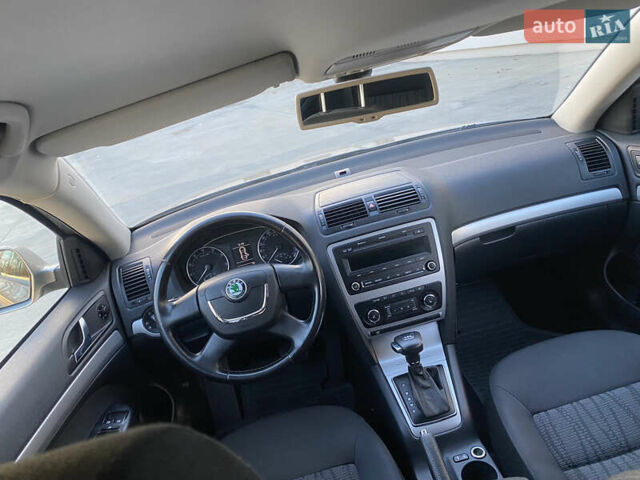Бежевий Шкода Октавія, об'ємом двигуна 1.4 л та пробігом 226 тис. км за 5999 $, фото 9 на Automoto.ua