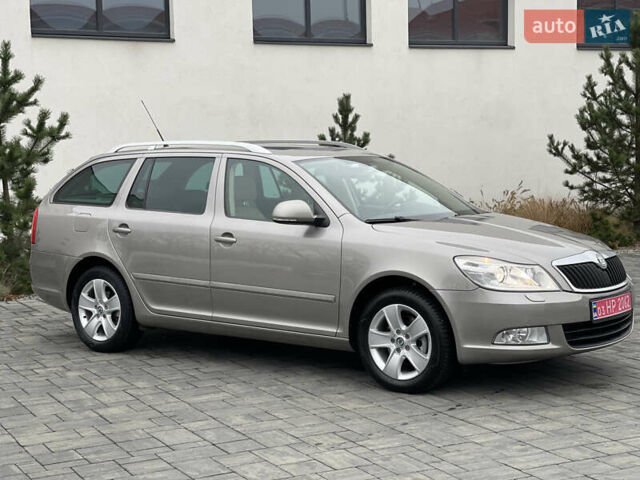 Бежевый Шкода Октавия, объемом двигателя 1.8 л и пробегом 159 тыс. км за 7499 $, фото 9 на Automoto.ua
