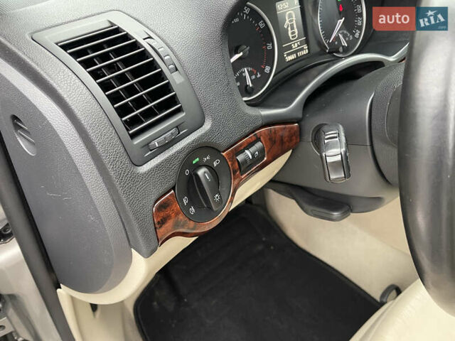 Бежевый Шкода Октавия, объемом двигателя 1.8 л и пробегом 159 тыс. км за 7499 $, фото 20 на Automoto.ua