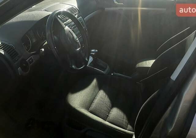 Бежевый Шкода Октавия, объемом двигателя 1.4 л и пробегом 226 тыс. км за 6300 $, фото 6 на Automoto.ua