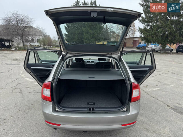 Бежевый Шкода Октавия, объемом двигателя 1.6 л и пробегом 223 тыс. км за 7700 $, фото 37 на Automoto.ua