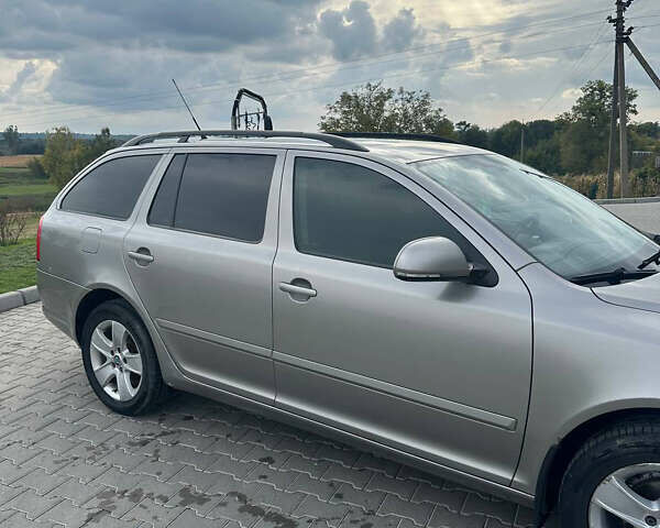 Бежевый Шкода Октавия, объемом двигателя 1.6 л и пробегом 280 тыс. км за 6999 $, фото 2 на Automoto.ua