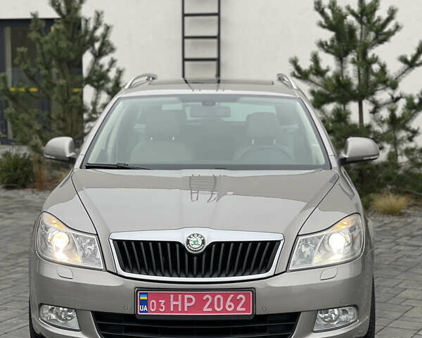 Бежевый Шкода Октавия, объемом двигателя 1.8 л и пробегом 159 тыс. км за 7499 $, фото 11 на Automoto.ua