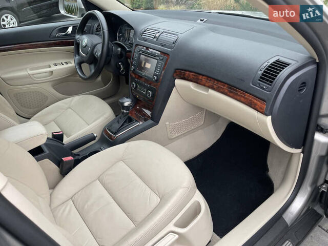 Бежевый Шкода Октавия, объемом двигателя 1.8 л и пробегом 159 тыс. км за 7499 $, фото 31 на Automoto.ua