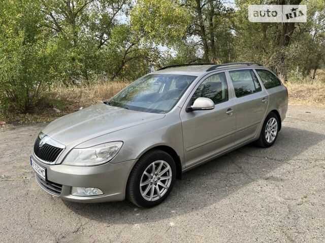Бежевый Шкода Октавия, объемом двигателя 1.8 л и пробегом 239 тыс. км за 7000 $, фото 7 на Automoto.ua