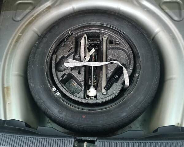 Бежевий Шкода Октавія, об'ємом двигуна 1.4 л та пробігом 217 тис. км за 6800 $, фото 24 на Automoto.ua