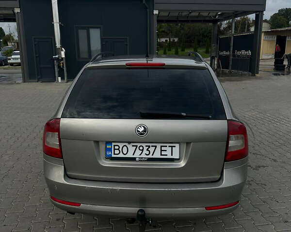 Бежевый Шкода Октавия, объемом двигателя 1.6 л и пробегом 280 тыс. км за 6999 $, фото 4 на Automoto.ua