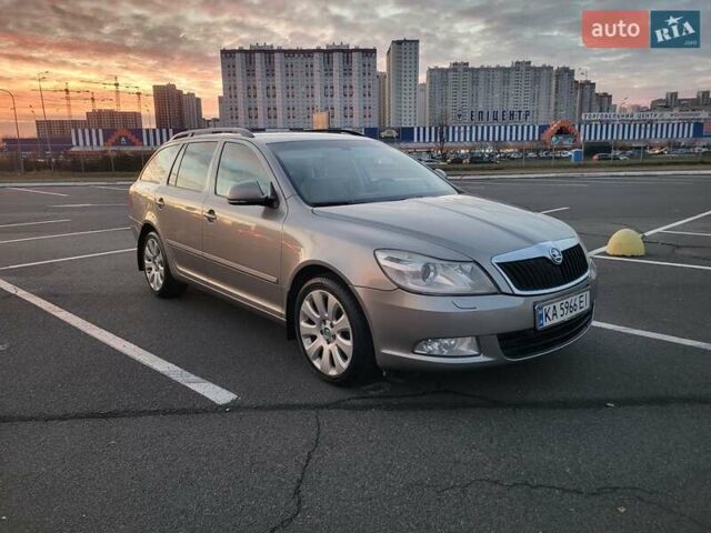 Бежевый Шкода Октавия, объемом двигателя 1.98 л и пробегом 231 тыс. км за 8300 $, фото 5 на Automoto.ua