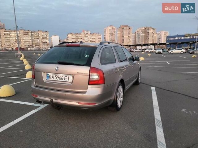 Бежевый Шкода Октавия, объемом двигателя 1.98 л и пробегом 231 тыс. км за 8300 $, фото 8 на Automoto.ua