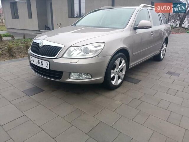 Бежевий Шкода Октавія, об'ємом двигуна 1.4 л та пробігом 217 тис. км за 6800 $, фото 3 на Automoto.ua