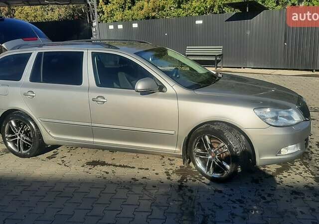 Бежевый Шкода Октавия, объемом двигателя 1.4 л и пробегом 226 тыс. км за 6300 $, фото 2 на Automoto.ua