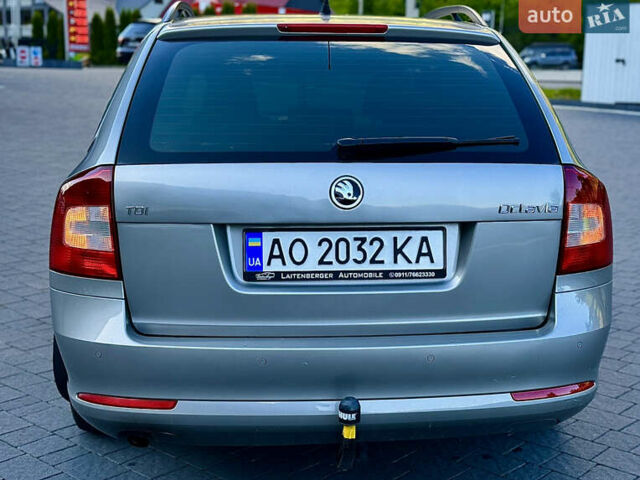 Бежевий Шкода Октавія, об'ємом двигуна 1.6 л та пробігом 219 тис. км за 7500 $, фото 10 на Automoto.ua