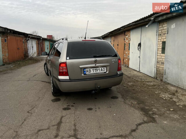 Бежевый Шкода Октавия, объемом двигателя 1.6 л и пробегом 176 тыс. км за 7000 $, фото 4 на Automoto.ua