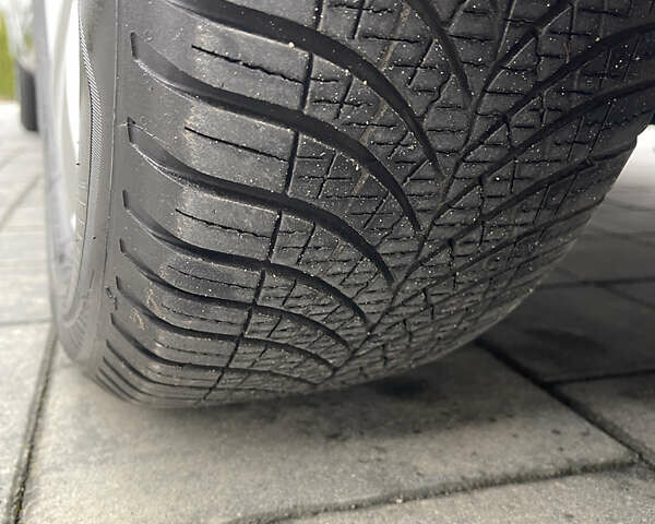 Бежевый Шкода Октавия, объемом двигателя 1.8 л и пробегом 159 тыс. км за 7499 $, фото 14 на Automoto.ua