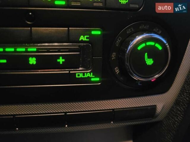 Бежевый Шкода Октавия, объемом двигателя 1.98 л и пробегом 231 тыс. км за 8300 $, фото 55 на Automoto.ua