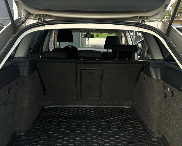 Бежевый Шкода Октавия, объемом двигателя 1.6 л и пробегом 280 тыс. км за 6999 $, фото 11 на Automoto.ua