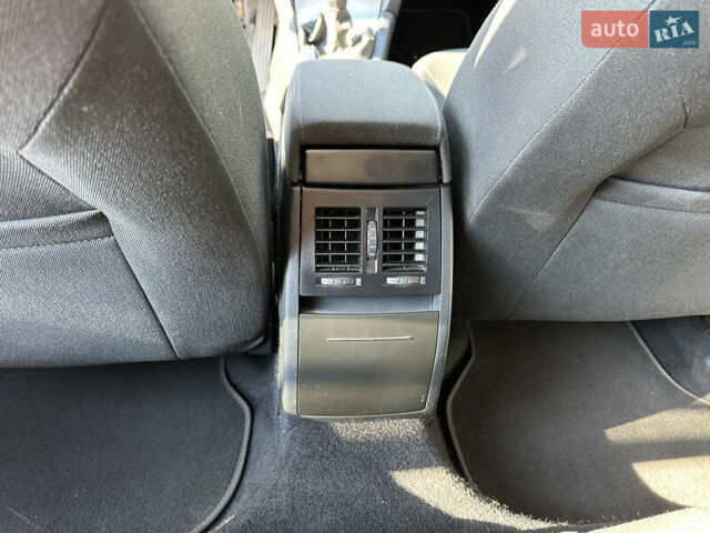 Бежевый Шкода Октавия, объемом двигателя 1.8 л и пробегом 124 тыс. км за 8300 $, фото 41 на Automoto.ua