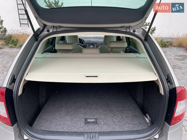 Бежевый Шкода Октавия, объемом двигателя 1.8 л и пробегом 159 тыс. км за 7499 $, фото 25 на Automoto.ua