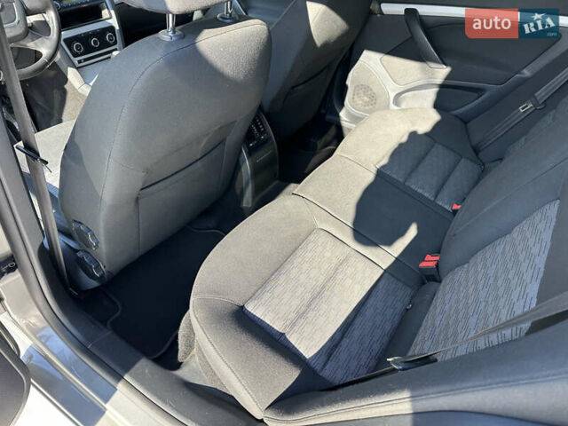 Бежевый Шкода Октавия, объемом двигателя 1.8 л и пробегом 124 тыс. км за 8300 $, фото 21 на Automoto.ua