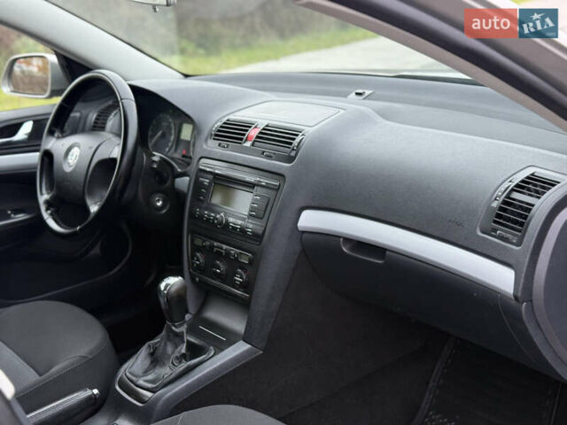 Шкода Октавия 2009 в Березань на Automoto.ua Бежевый Шкода Октавия, объемом двигателя 1.6 л и пробегом 182 тыс. км за 6700 $, фото 20 на Automoto.ua