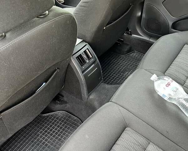 Бежевый Шкода Октавия, объемом двигателя 1.8 л и пробегом 239 тыс. км за 7000 $, фото 28 на Automoto.ua