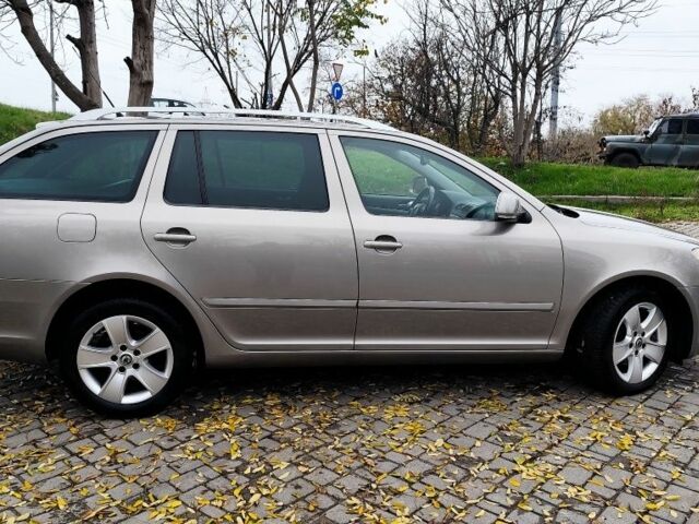 Бежевий Шкода Октавія, об'ємом двигуна 1.8 л та пробігом 198 тис. км за 7700 $, фото 4 на Automoto.ua