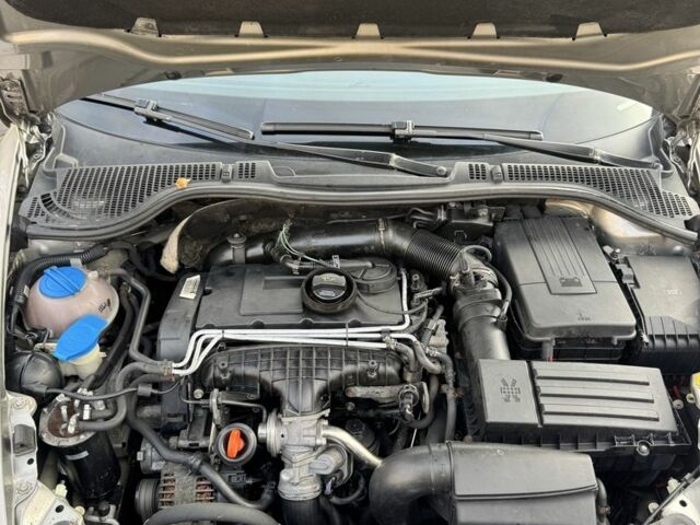 Бежевий Шкода Октавія, об'ємом двигуна 2 л та пробігом 250 тис. км за 3650 $, фото 21 на Automoto.ua