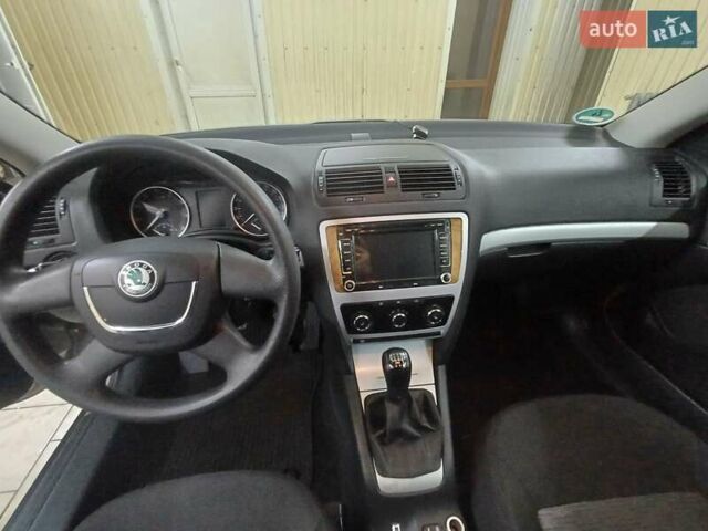 Бежевий Шкода Октавія, об'ємом двигуна 0 л та пробігом 197 тис. км за 8000 $, фото 8 на Automoto.ua