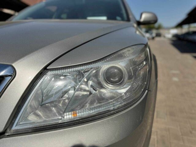 Бежевий Шкода Октавія, об'ємом двигуна 1.4 л та пробігом 198 тис. км за 8500 $, фото 3 на Automoto.ua