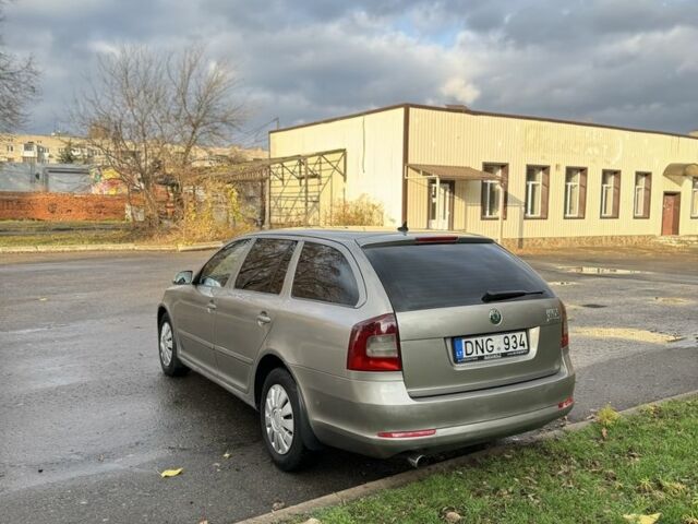 Бежевий Шкода Октавія, об'ємом двигуна 2 л та пробігом 250 тис. км за 3650 $, фото 7 на Automoto.ua