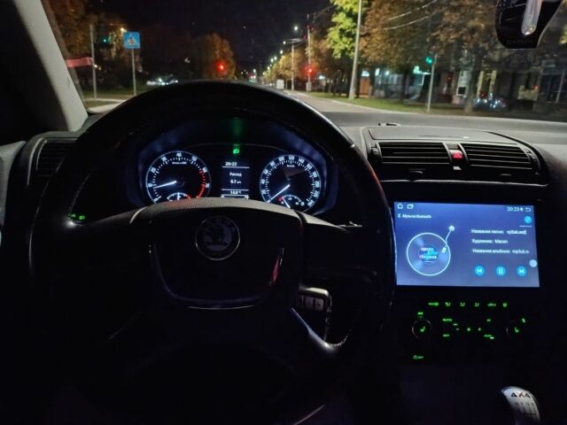 Бежевый Шкода Октавия, объемом двигателя 1.8 л и пробегом 170 тыс. км за 8500 $, фото 7 на Automoto.ua