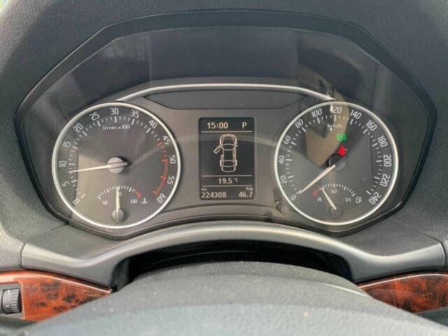 Бежевый Шкода Октавия, объемом двигателя 1.6 л и пробегом 225 тыс. км за 8500 $, фото 9 на Automoto.ua