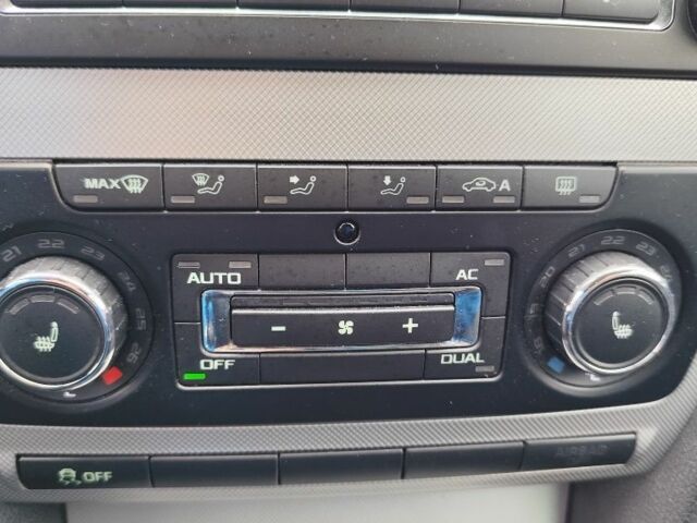 Бежевий Шкода Октавія, об'ємом двигуна 1.8 л та пробігом 198 тис. км за 7700 $, фото 20 на Automoto.ua