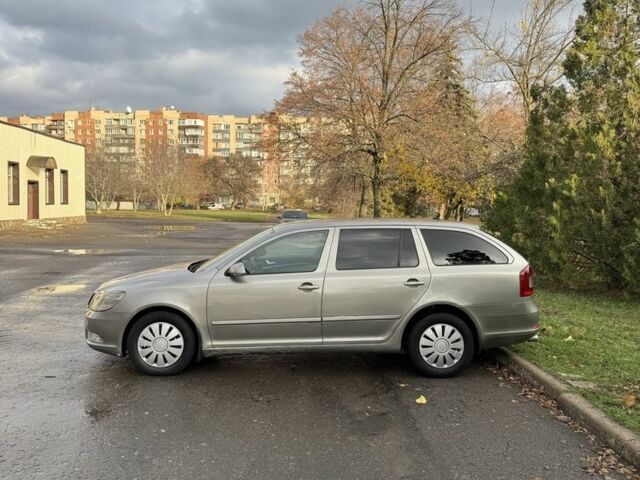 Бежевий Шкода Октавія, об'ємом двигуна 2 л та пробігом 250 тис. км за 3650 $, фото 8 на Automoto.ua