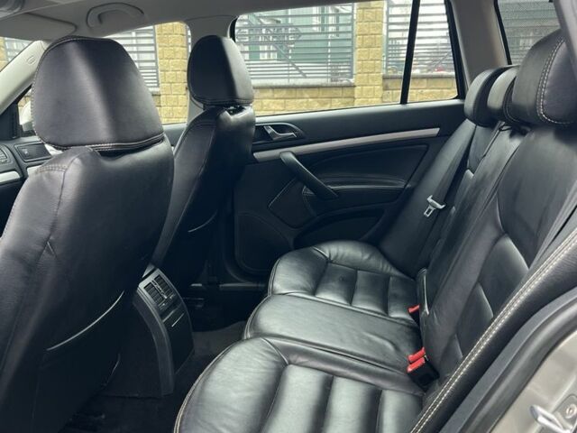 Бежевий Шкода Октавія, об'ємом двигуна 1.8 л та пробігом 280 тис. км за 8000 $, фото 21 на Automoto.ua