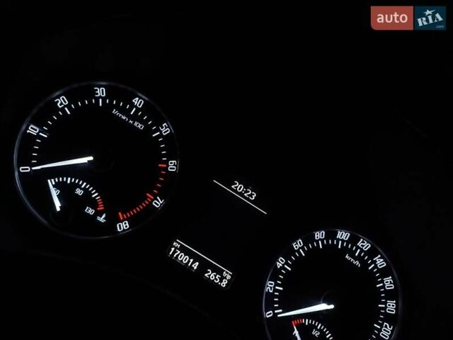 Бежевый Шкода Октавия, объемом двигателя 1.8 л и пробегом 170 тыс. км за 8315 $, фото 10 на Automoto.ua