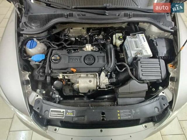 Бежевий Шкода Октавія, об'ємом двигуна 0 л та пробігом 197 тис. км за 8000 $, фото 21 на Automoto.ua