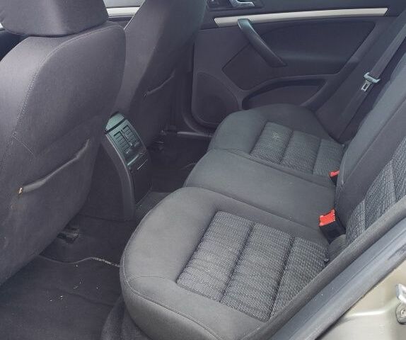 Бежевий Шкода Октавія, об'ємом двигуна 1.8 л та пробігом 198 тис. км за 7700 $, фото 14 на Automoto.ua