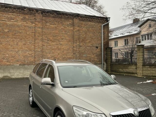 Бежевий Шкода Октавія, об'ємом двигуна 1.8 л та пробігом 280 тис. км за 8000 $, фото 8 на Automoto.ua