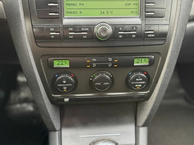 Бежевий Шкода Октавія, об'ємом двигуна 2 л та пробігом 250 тис. км за 3650 $, фото 14 на Automoto.ua