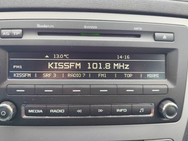 Бежевий Шкода Октавія, об'ємом двигуна 1.8 л та пробігом 198 тис. км за 7700 $, фото 21 на Automoto.ua