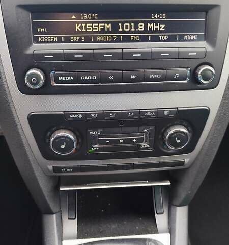 Бежевий Шкода Октавія, об'ємом двигуна 1.8 л та пробігом 198 тис. км за 7600 $, фото 34 на Automoto.ua