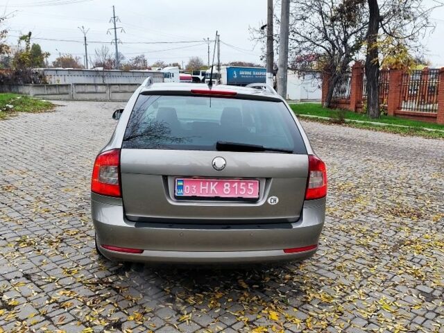 Бежевий Шкода Октавія, об'ємом двигуна 1.8 л та пробігом 198 тис. км за 7700 $, фото 2 на Automoto.ua
